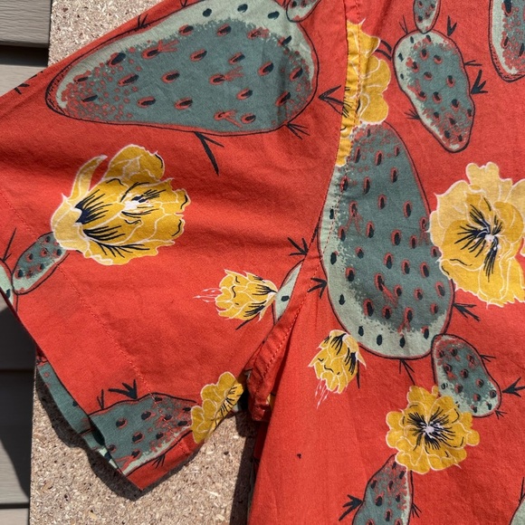 Sonoma Red and Green Casual Button Down Shirt Size Large - Picture 2 of 7